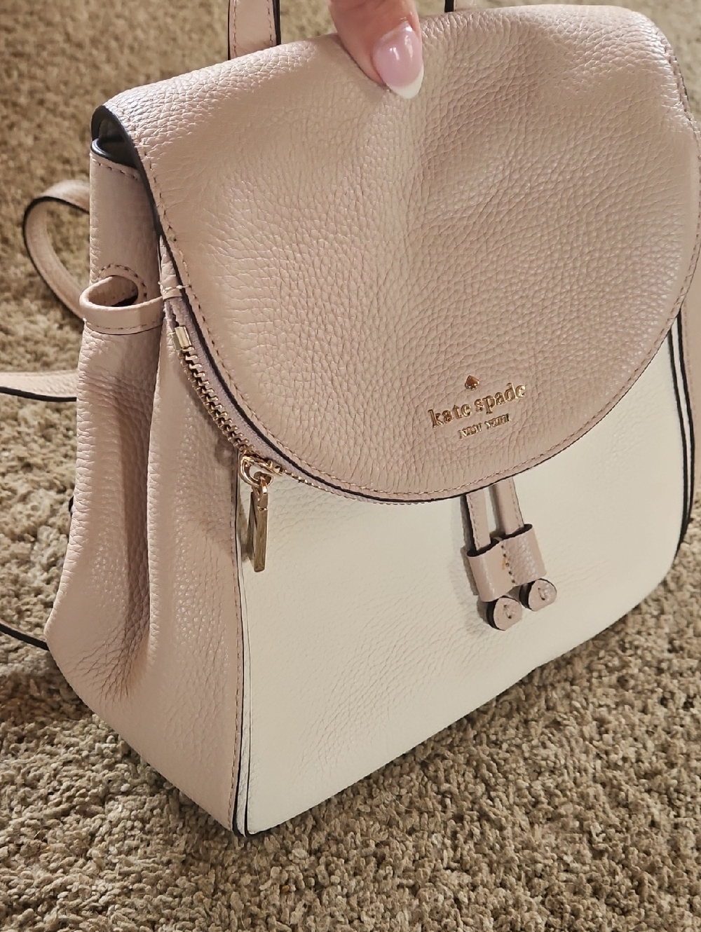 Kate Spade Backpack Excellent Condition - Picture 8 of 8